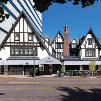 Seven Gables Inn, St Louis West, a Tribute Portfolio Hotel Thumbnail