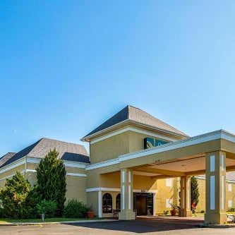 Quality Inn & Suites Coldwater Thumbnail