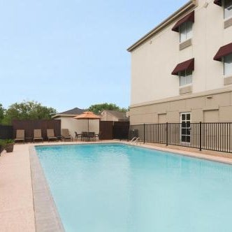 Hawthorn Extended Stay by Wyndham College Station Thumbnail