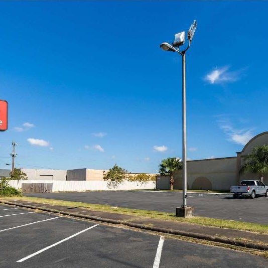 Eco Inn Suites by Hotel O Baytown