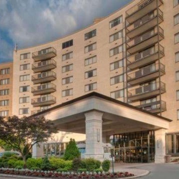 Clarion Collection Arlington Court Suites Hotel Thumbnail