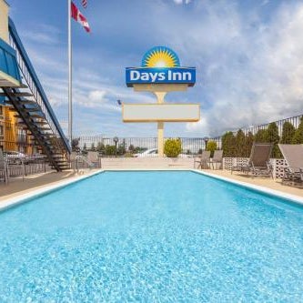 Days Inn by Wyndham Bellingham Thumbnail