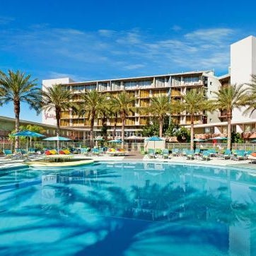 Hotel Valley Ho Thumbnail
