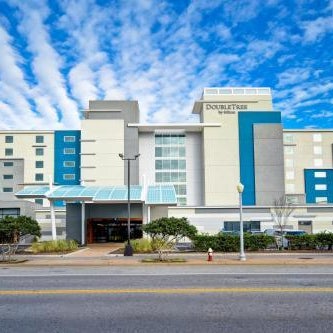 DoubleTree by Hilton Virginia Beach Oceanfront South Thumbnail