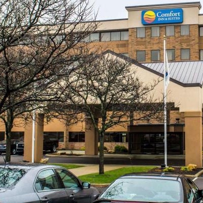 Comfort Inn & Suites Wadsworth Thumbnail