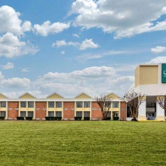 Quality Inn & Suites Thumbnail