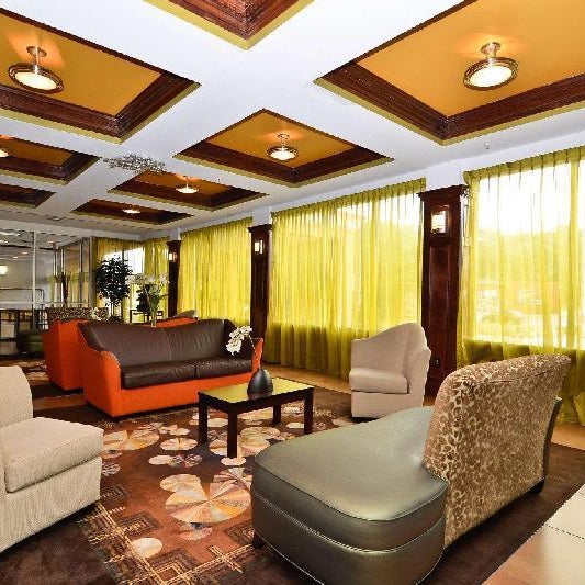 La Quinta Inn & Suites By Wyndham Washington DC / NY Avenue Thumbnail