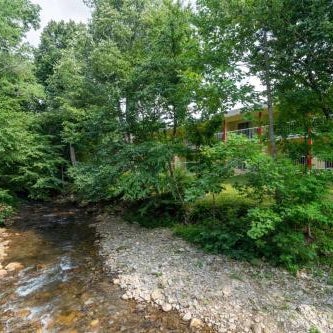 Ramada by Wyndham Maggie Valley Thumbnail