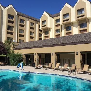 Doubletree By Hilton Flagstaff Thumbnail