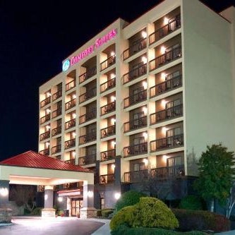 Vista Suites Near Island and Leconte Convention Center Thumbnail