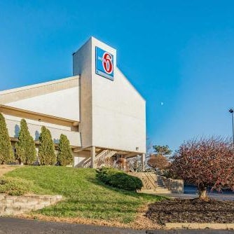 Days Inn by Wyndham Cincinnati I-71 Thumbnail