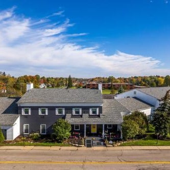 The Aurora Inn Hotel and Event Center Thumbnail