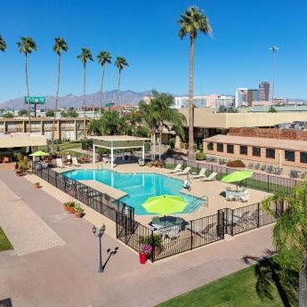 Ramada Tucson