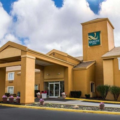 Quality Inn Brunswick Cleveland South Thumbnail
