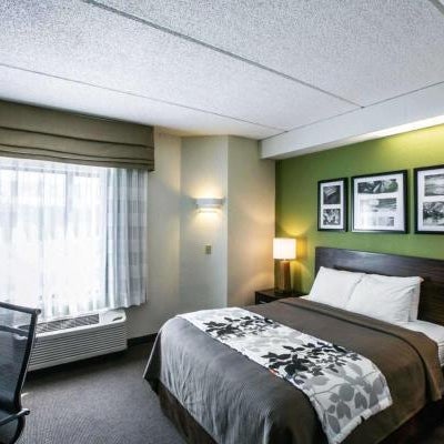 Clarion Pointe Sevierville-Pigeon Forge Thumbnail