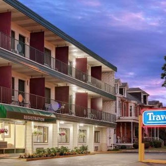 Travelodge by Wyndham Chambersburg Thumbnail