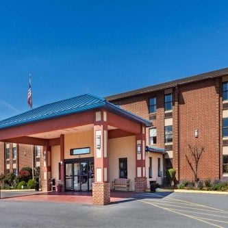 Travelodge by Wyndham Winchester Thumbnail