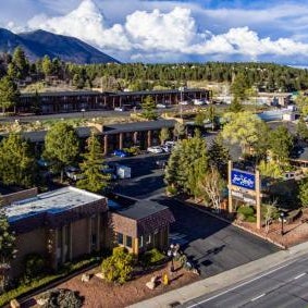Hotel Aspen Flagstaff/ Grand Canyon InnSuites Thumbnail