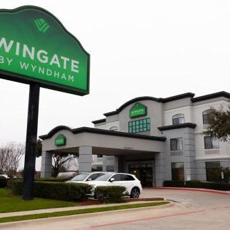 Wingate by Wyndham DFW / North Irving Thumbnail