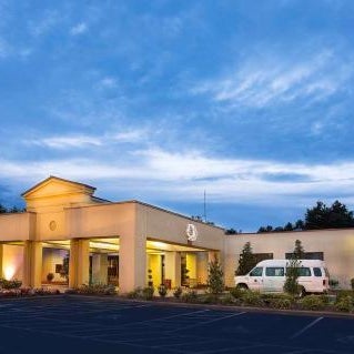 Doubletree By Hilton Hotel Charlotte Airport Thumbnail
