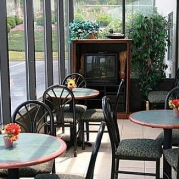 Regency Inn & Suites Thumbnail