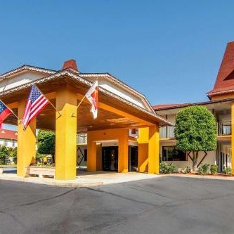 Days Inn by Wyndham Helen Thumbnail