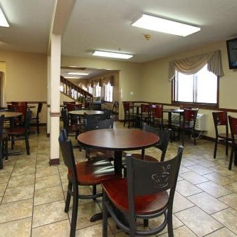 New Victorian Inn & Suites-Kearney Thumbnail