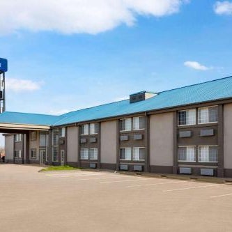 Baymont by Wyndham Blackwell I-35 Thumbnail