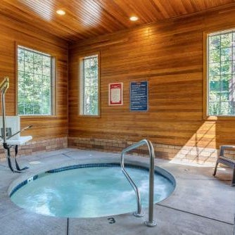 Comfort Suites Salem Thumbnail