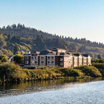 Best Western Columbia River Waterfront Hotel Astoria Thumbnail