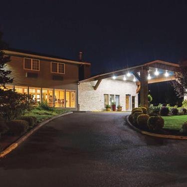 La Quinta Inn & Suites by Wyndham Woodburn Thumbnail
