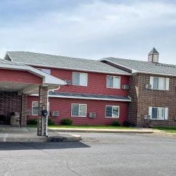 Hudson Inn & Suites Thumbnail