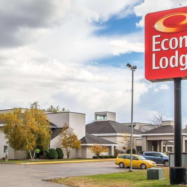 Econo Lodge Wausau - Rothschild Thumbnail