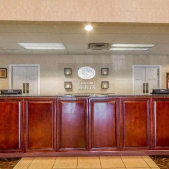 Comfort Suites Appleton Airport Thumbnail