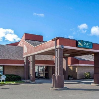 AmericInn by Wyndham Marshfield Thumbnail