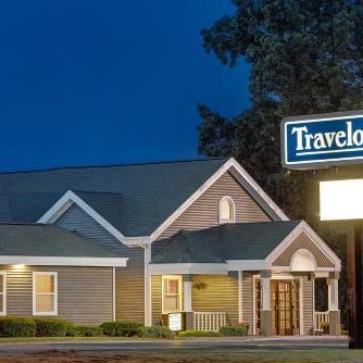 Travelodge by Wyndham Iowa City Thumbnail