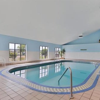 Country Inn & Suites by Radisson, Fargo, ND Thumbnail