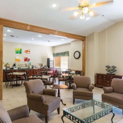 AmericInn by Wyndham Cedar Rapids North Thumbnail