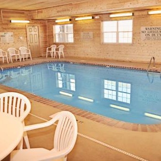 Country Inn & Suites by Radisson, Kearney, NE Thumbnail