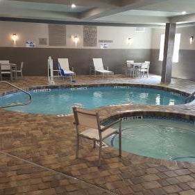 Country Inn & Suites by Radisson, Savannah Midtown, GA Thumbnail