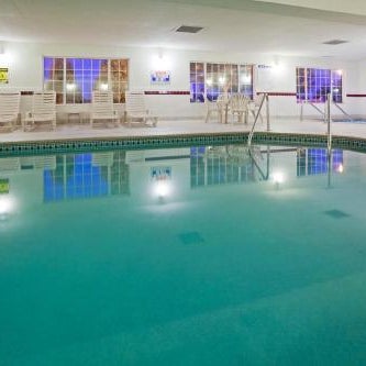 Country Inn & Suites by Radisson, Mankato Hotel and Conference Center, MN Thumbnail