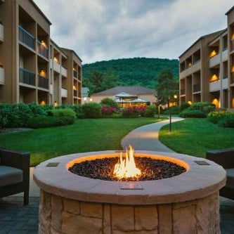 Courtyard by Marriott Mahwah Thumbnail