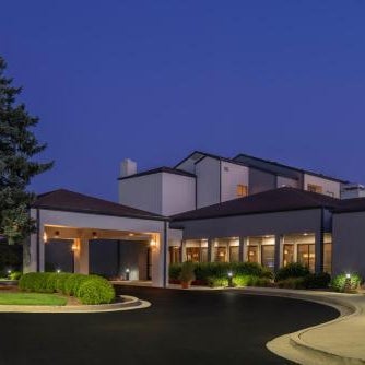 Courtyard by Marriott Louisville East Thumbnail