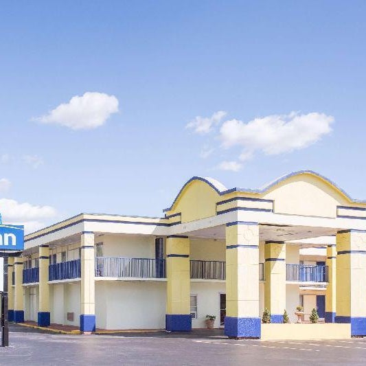 La Casa Inn Albany Near Tifton GA I 75