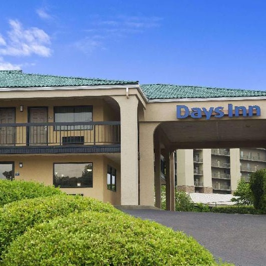 Days Inn by Wyndham Anderson Thumbnail