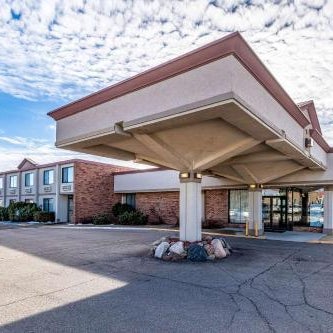 Quality Inn & Suites Thumbnail