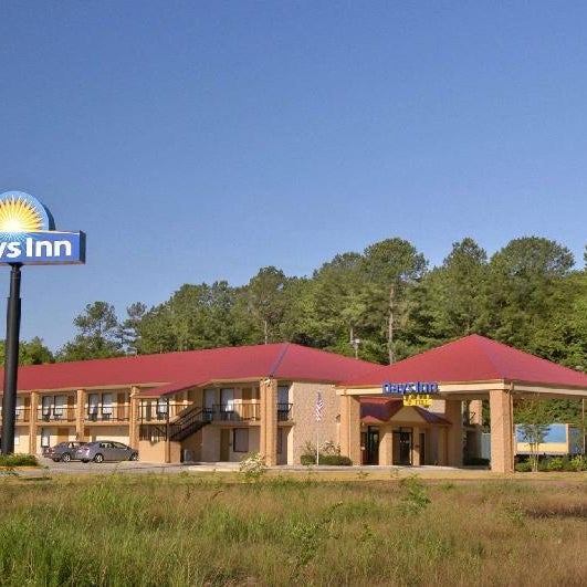 Days Inn by Wyndham Leeds Thumbnail