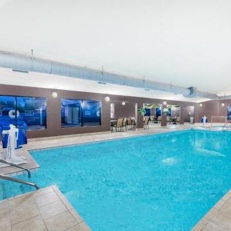 Days Inn by Wyndham Bismarck Thumbnail