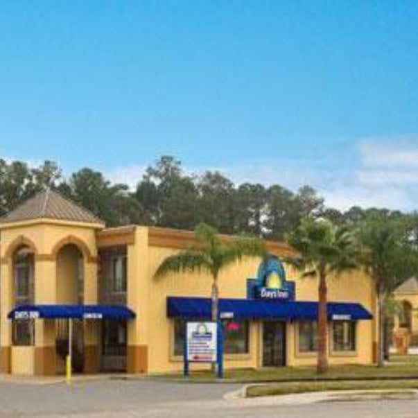Days Inn by Wyndham Brunswick/St. Simons Area Thumbnail