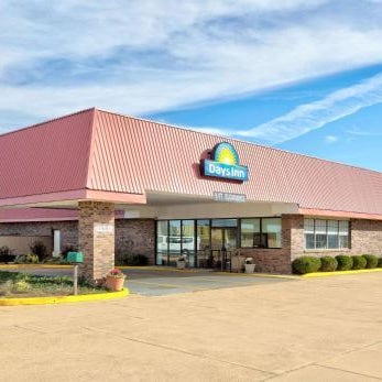 Days Inn by Wyndham Batesville Thumbnail